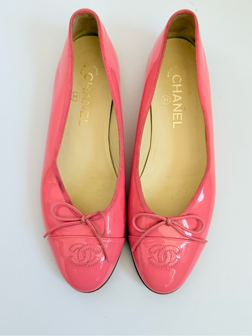 Rare CHANEL Baby Pink Patent Leather CC Ballet Flats Bow Ballerina Shoes EU 38.5